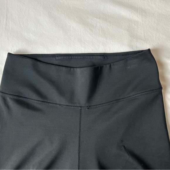 Nike Black High-Waisted Leggings - Picture 2 of 7